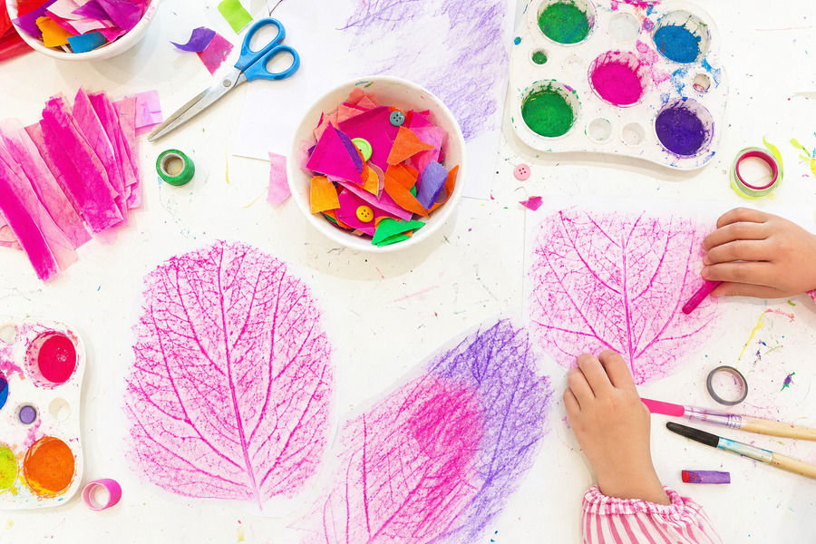 Crayon leaf rubbings